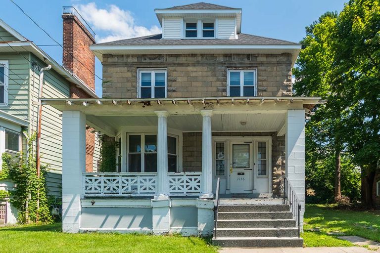 Troy Apartments near RPI & Russell Sage Troy Student Housing